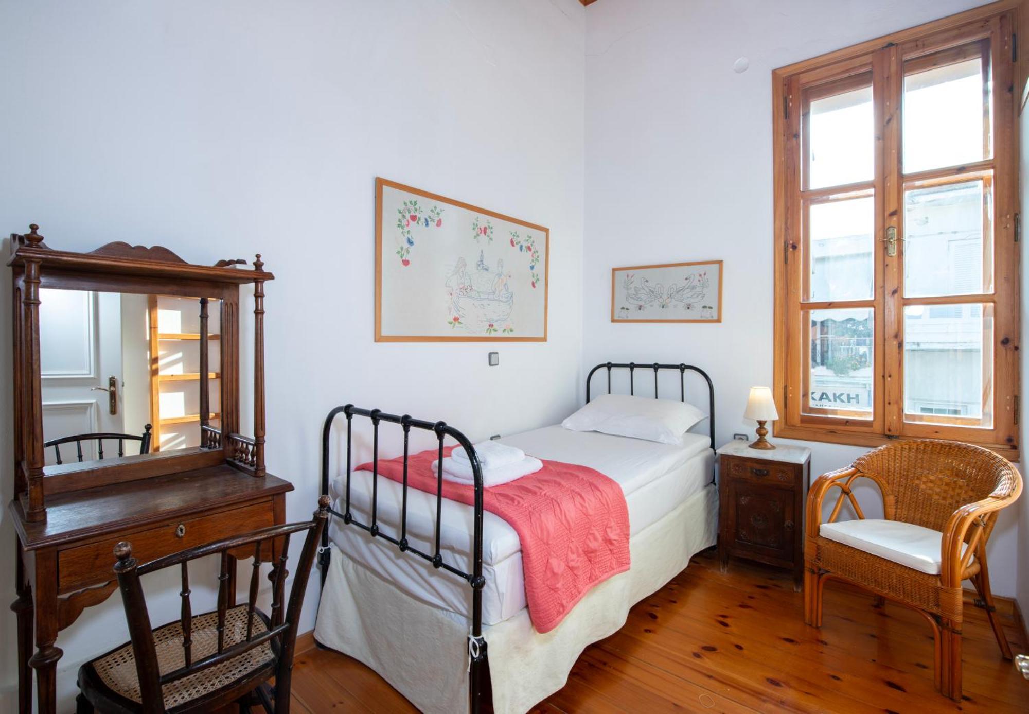 Ismini Apartments Каливес Экстерьер фото